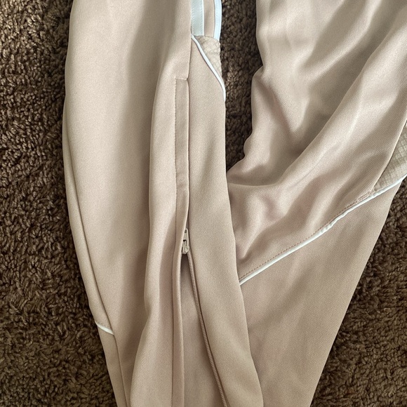 New Men’s Medium Adidas Tiro Pants - Picture 3 of 5